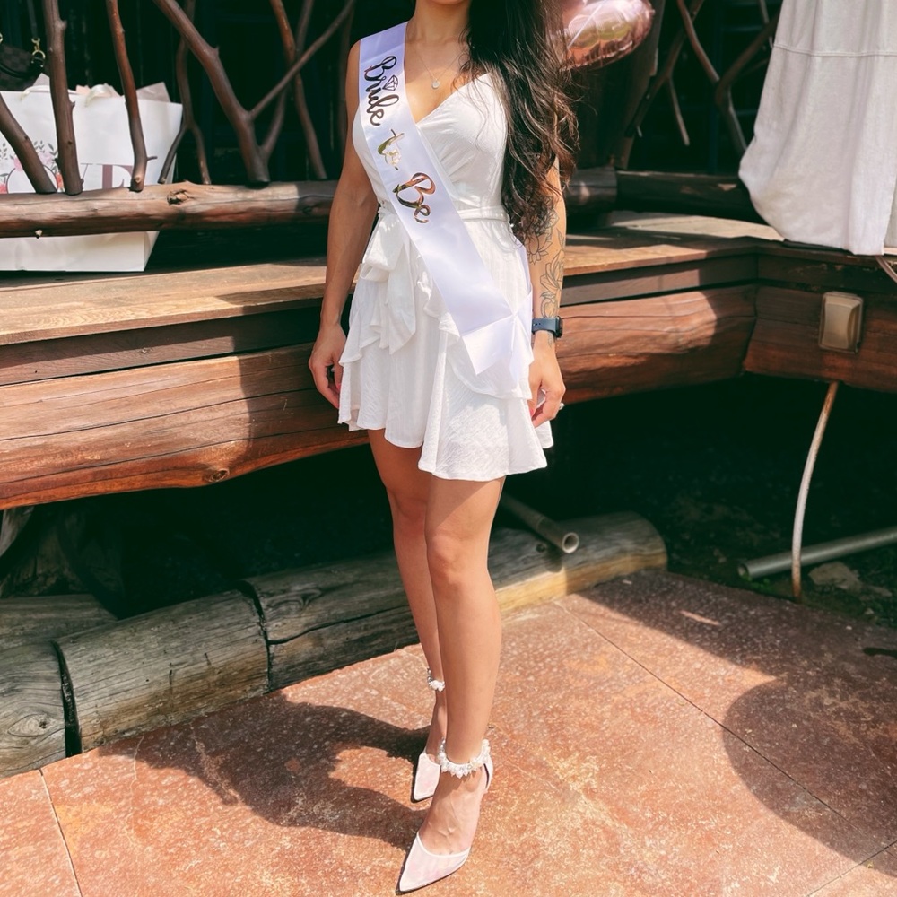 Blue Rain Flowy Zip Back Dress | XS | White